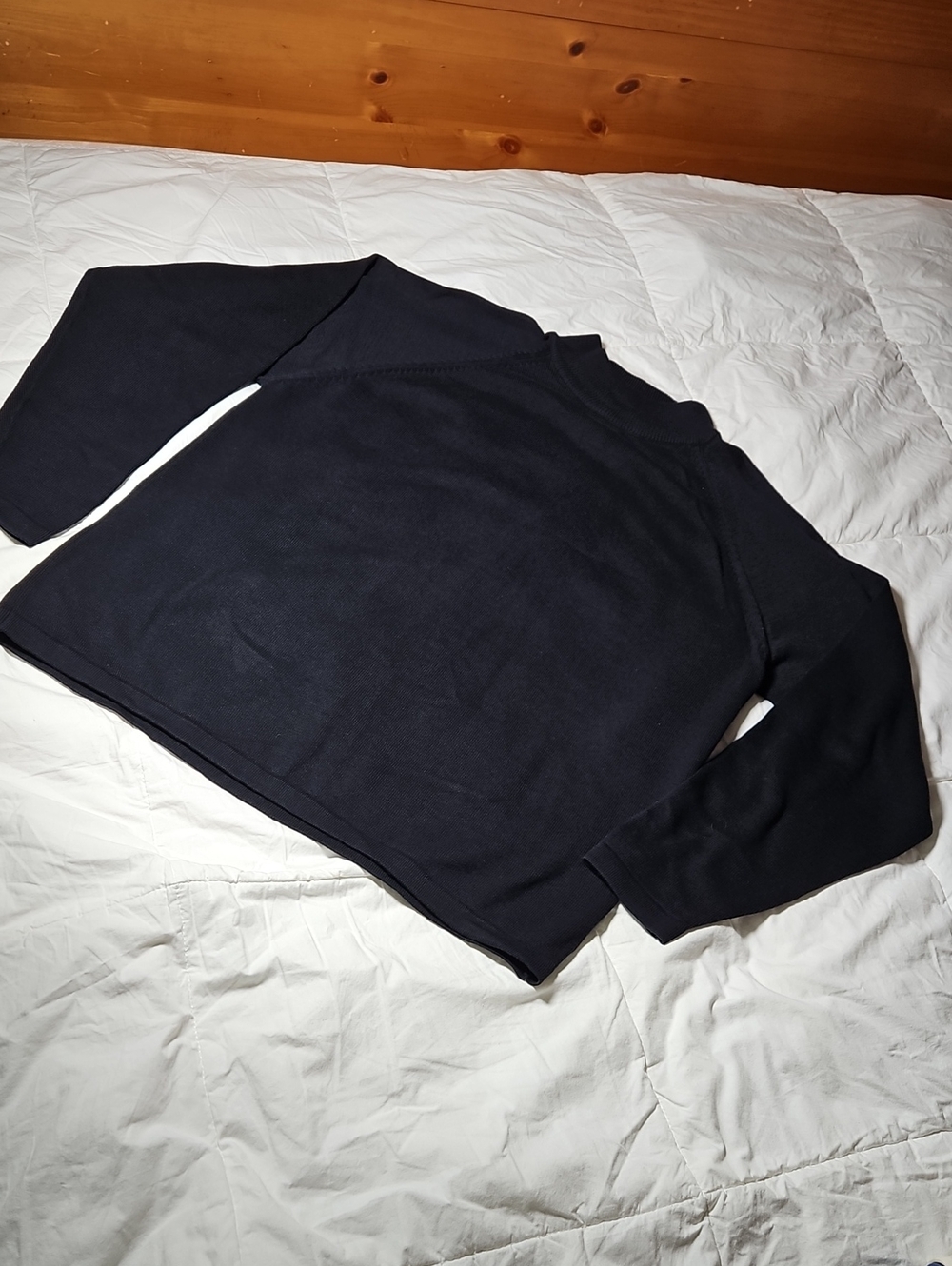 Vintage Women's Classic Crewneck Sweater in Dark Navy